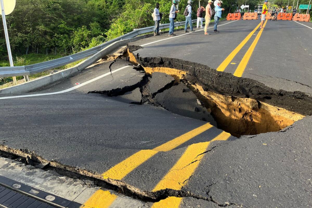 “Ningún tipo de vehículo pasará por la Vía al Mar”: Prevención y Desastres