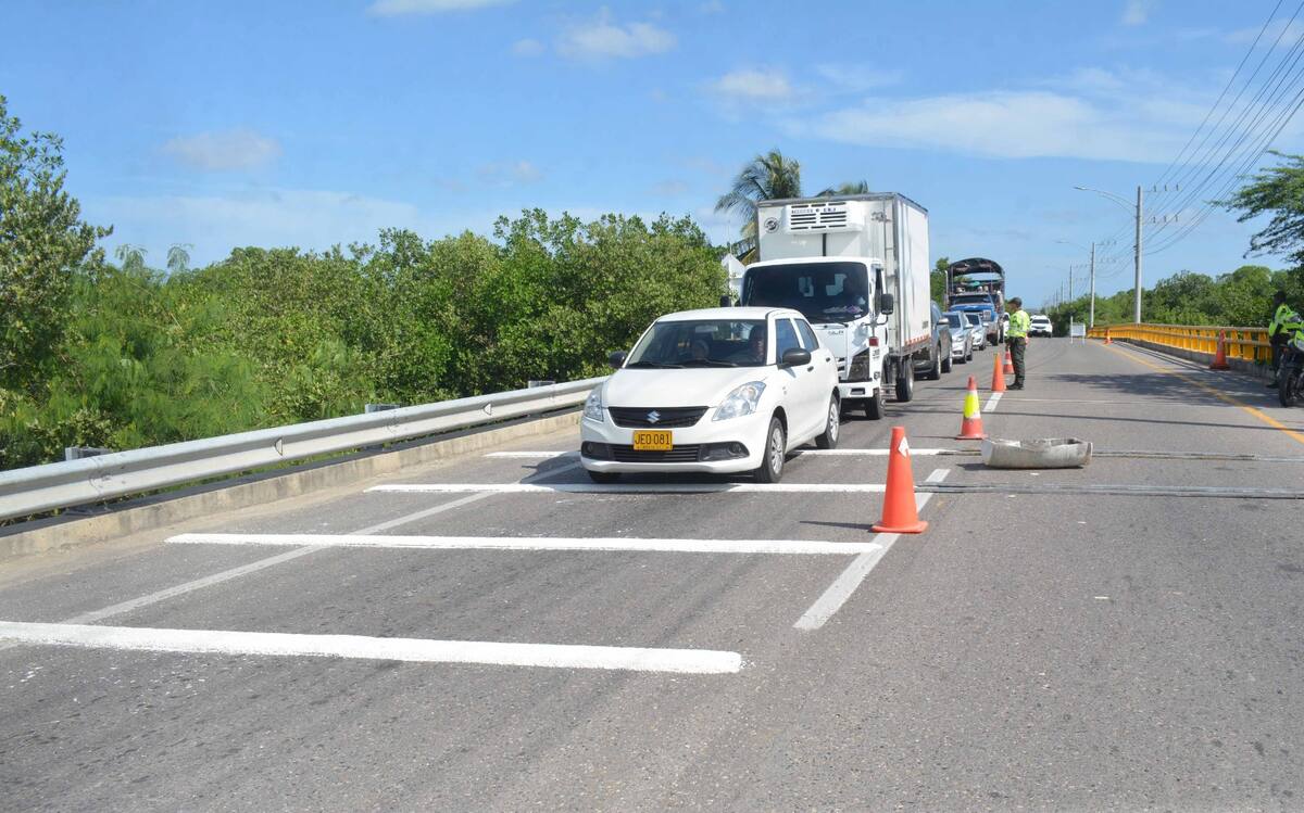 Habitantes de La Boquilla denuncian tráfico lento en la zona.