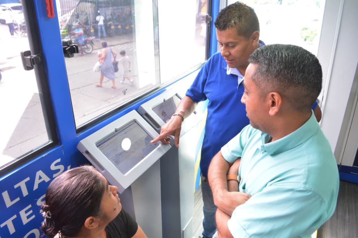 Los servicios del DATT llegarán al Centro Comercial Gran Manzana a través del bus interactivo del SIMIT. // Foto: Cortesía - Alcaldía de Cartagena.