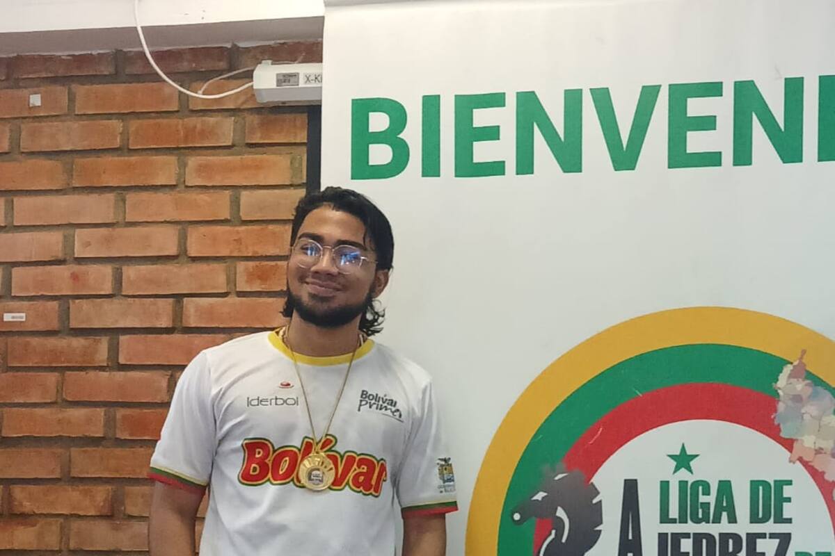David Caballero arranca el 2025 dando jaque mate y ganando título