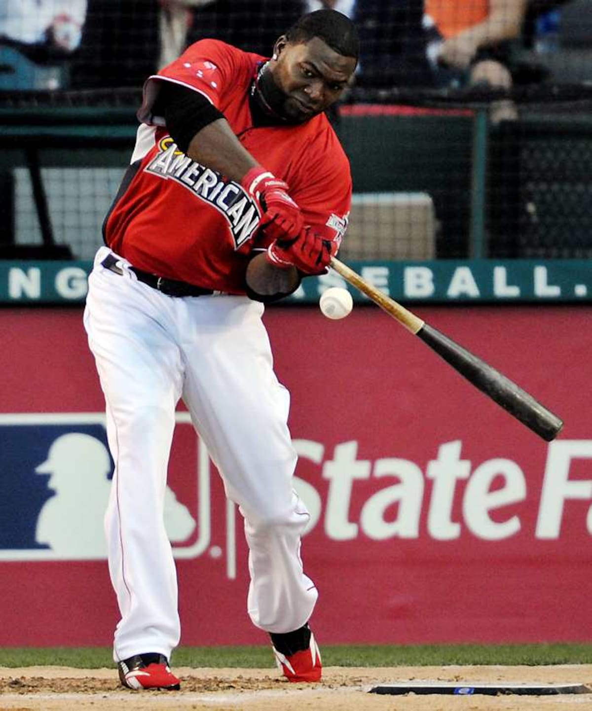 David Ortiz ganó el premio Jugador Designado del 2011 en Grandes Ligas. AP