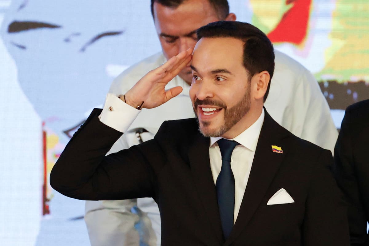 El ultimátum de De la Espriella a los grupos ilegales en su primer discurso como presidente electo