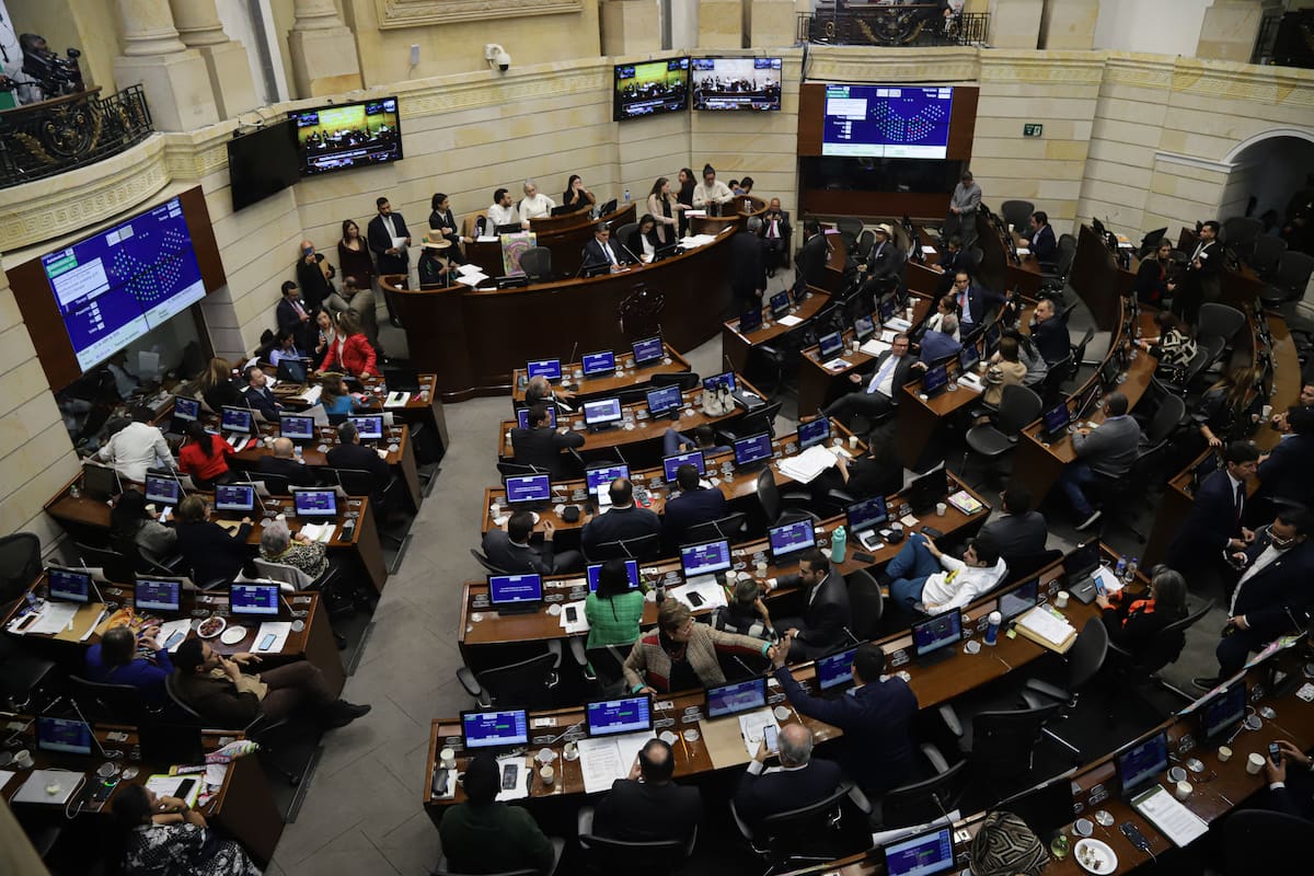 Salario más alto de un empleado en sector público es de casi $90 millones al mes