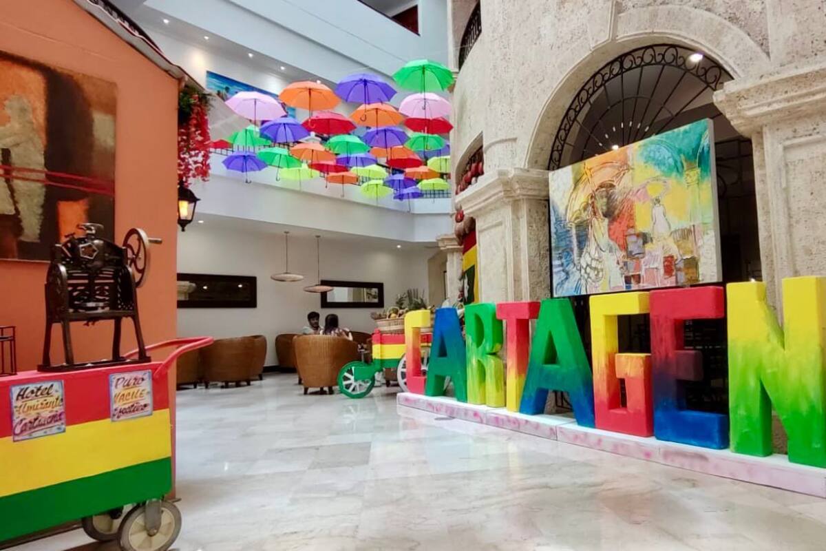 Hoteles, centros comerciales y oficinas se engalanan por los 491 años de la ciudad