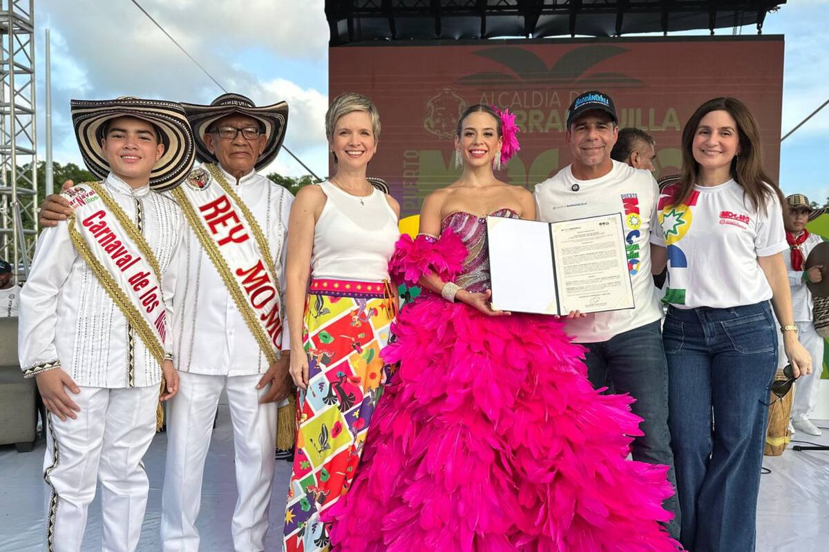 Tatiana recibió el decreto como Reina del Carnaval de Barranquilla 2025