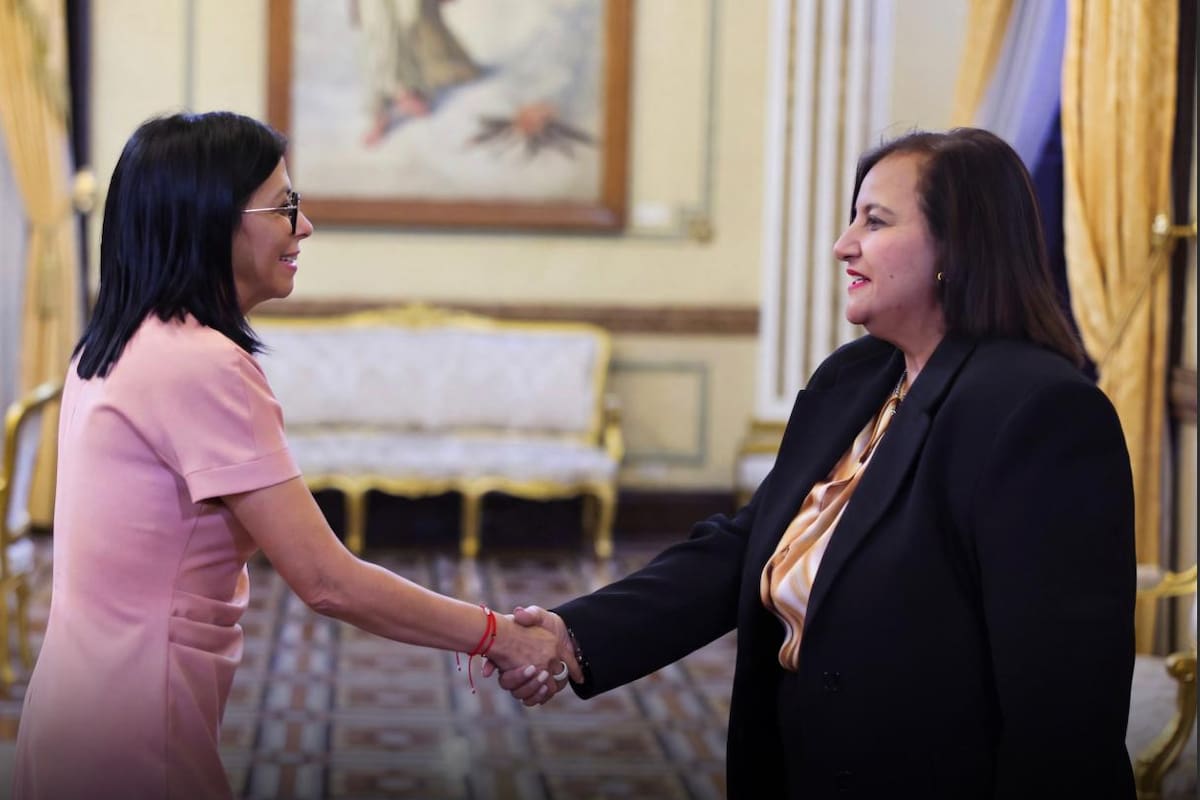 Delcy Rodríguez celebró los logros alcanzados en el diálogo nacional con la oposición