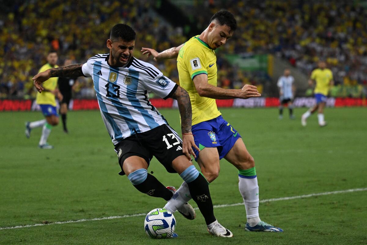 Derrota de Brasil vs Argentina 1-0 como local.