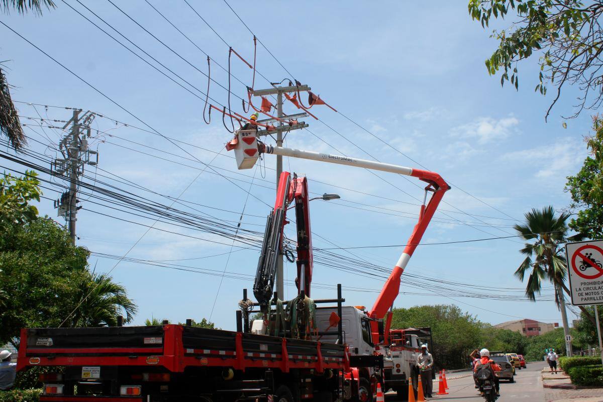 Encuesta CCV: Energía eléctrica, el servicio público con mayor insatisfacción