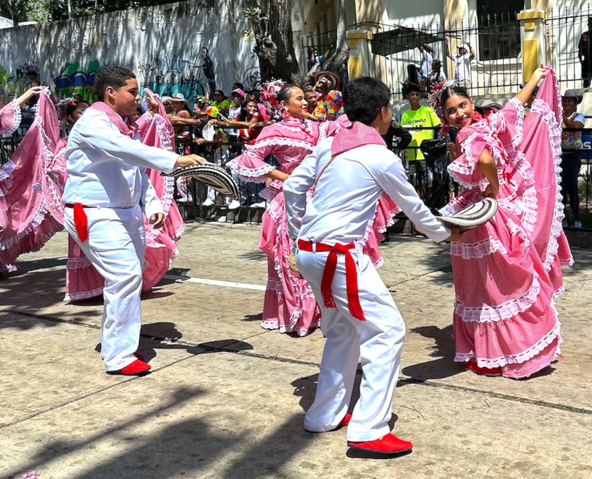 Las cambiabas infantiles también ase sintieron en el Desfile del Carnaval de los Niños.//Juan M. Cantilllo-El Universal.