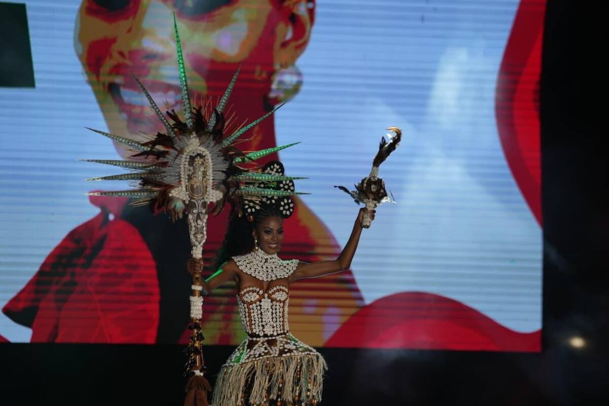 Tierra Bomba es la ganadora al mejor traje artesanal del Reinado Popular 2026