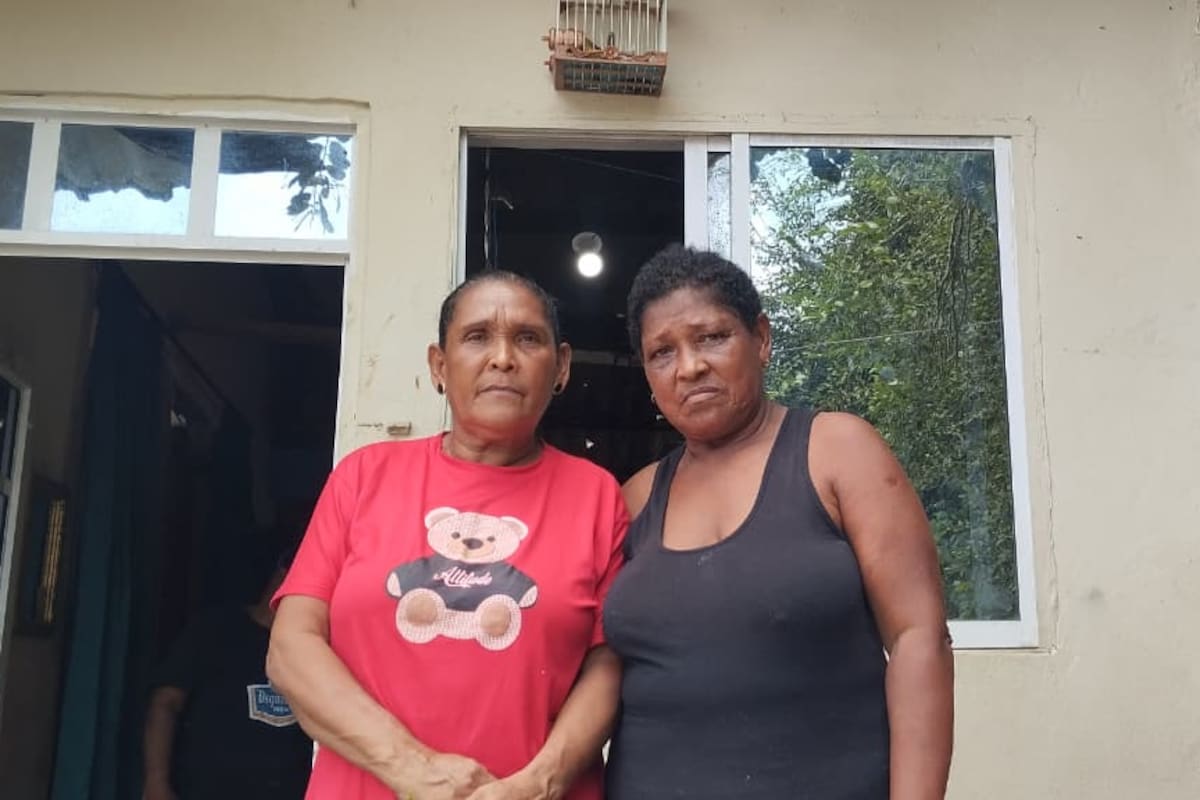 Tres familias en riesgo por deslizamiento de tierra en el barrio Pablo VI de Cartagena