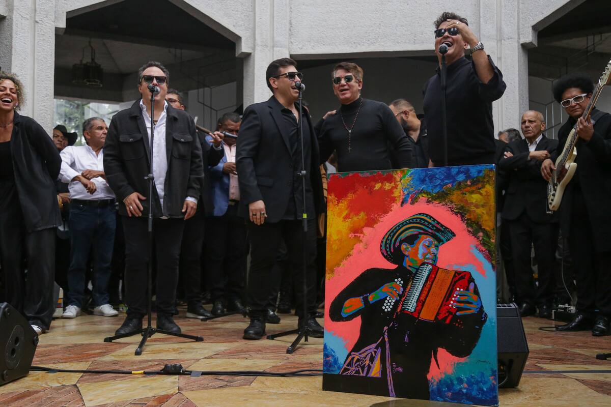 Familia, colegas y amigos del alma despidieron a Egidio Cuadrado