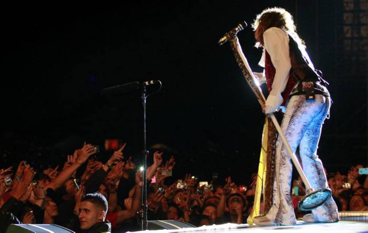 Para los extranjeros que se presenten en espectáculos públicos, el impuesto de renta disminuye del 33% al 8%. Además, se excluye del IVA a estos eventos. COLPRENSA