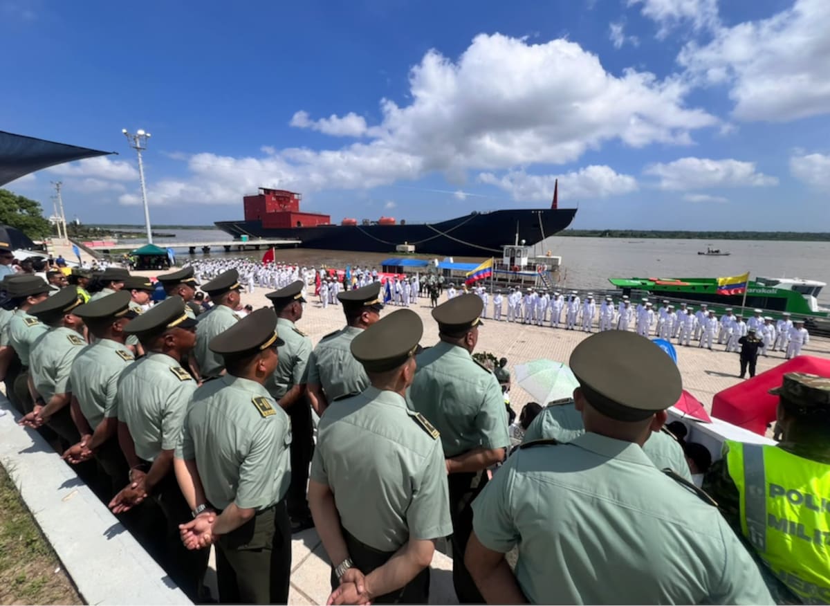 Las fuerzas armadas afincadas en el Atlántico estuvieron presentes en la conmemoración del Día Cívico del Veterano que se llevó a cabo en Barranquilla.//Cortesía Policía Meba