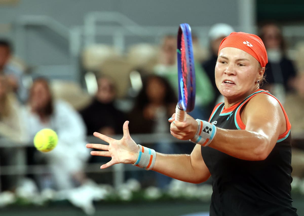 La rusa Diana Shnaider venía de dar un batacazo al eliminar a la bielorrusa y principal candidata, Aryna Sabalenka. //Foto, EFE: MOHAMMED BADRA