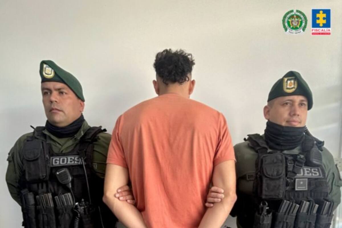 Golpeó y amenazó de muerte a sus padres por sacarlo de la casa