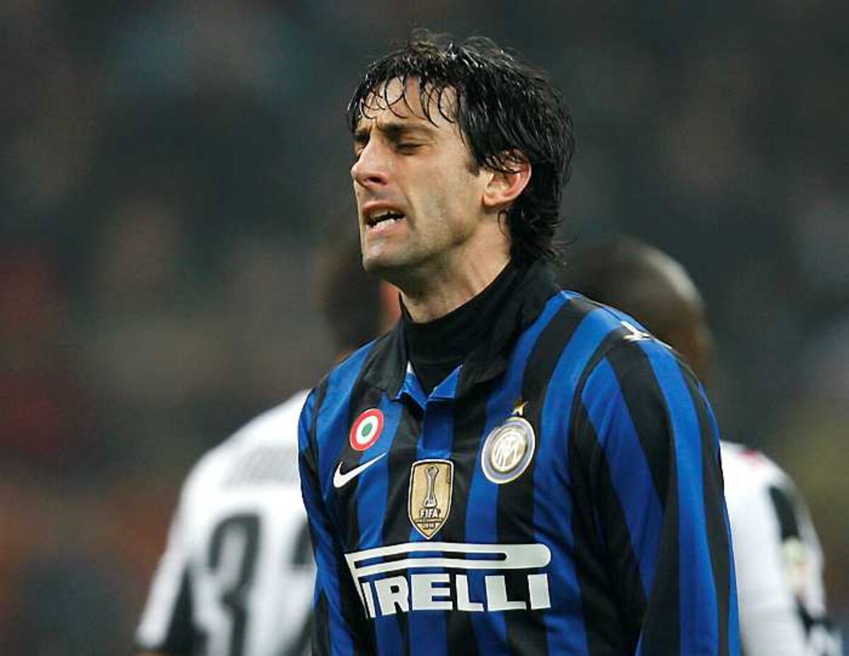 Diego Milito se queda en el Inter de Milán. AP