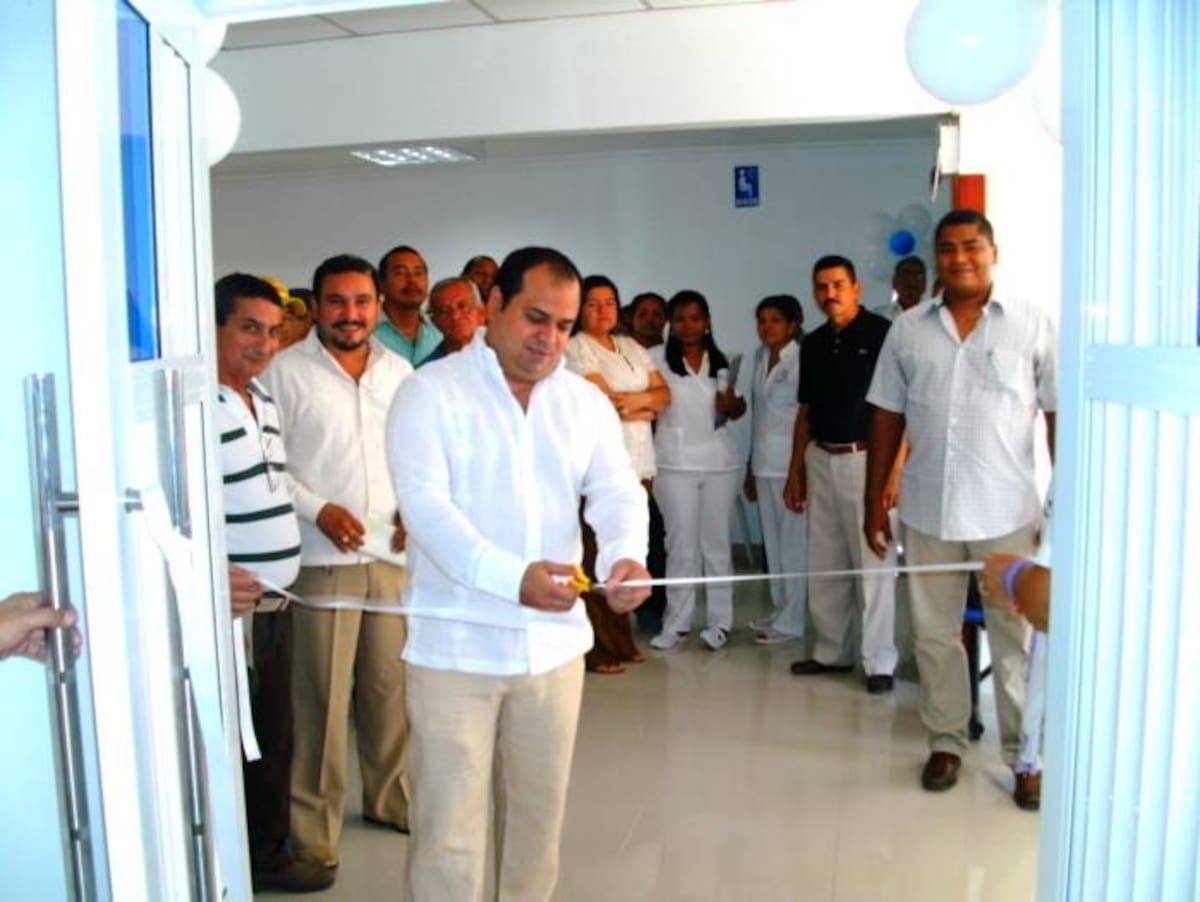 Entregan obras del Hospital Local de San Juan Nepomuceno. Los trabajos costaron $40 millones. JOSEITO CASTAÑO - EL UNIVERSAL