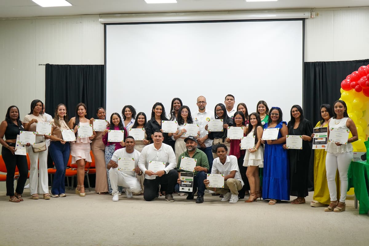 Alcaldía fortalece habilidades digitales de más de 200 cartageneros