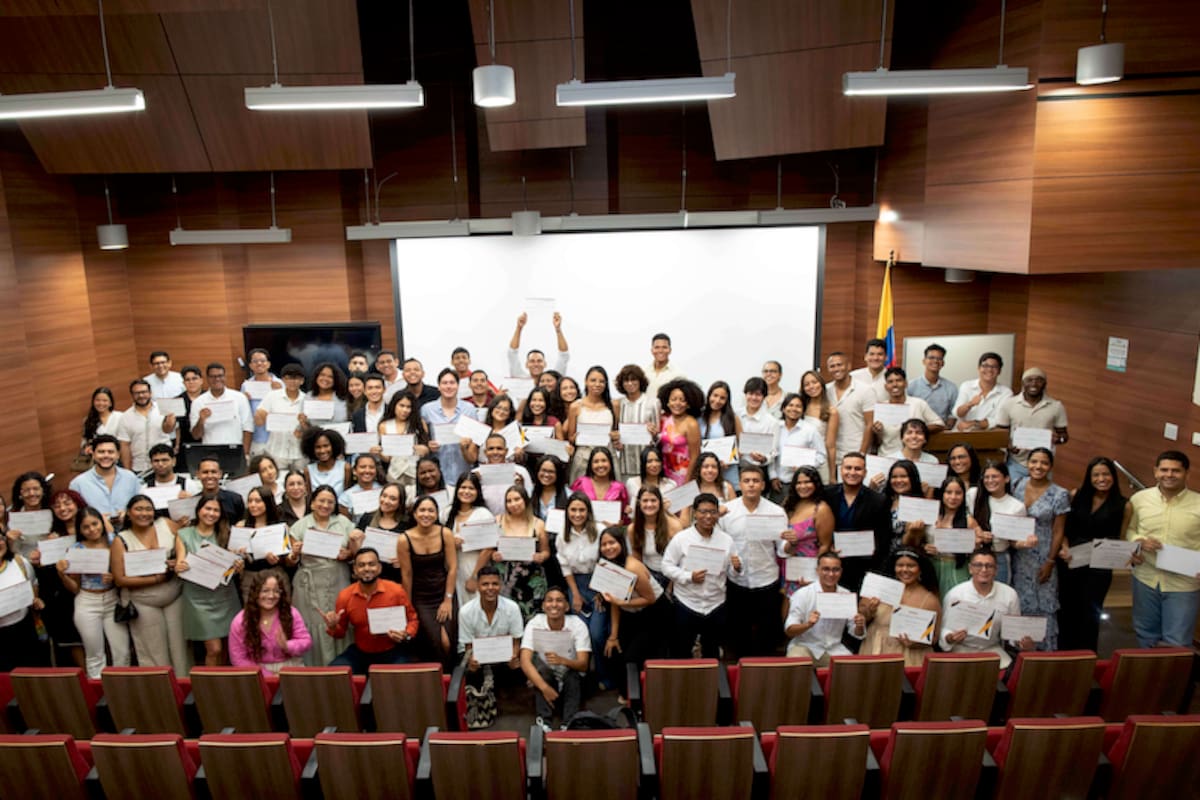 Ofrecen becas 100% gratis en liderazgo para jóvenes de Barranquilla