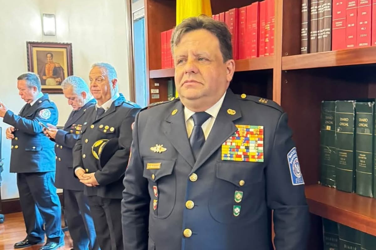 Escándalo en bomberos: denuncian presunta corrupción por más de $60 mil millones