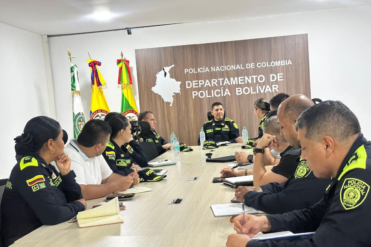 Policía Nacional traza hoja de ruta para fortalecer su presencia en Bolívar