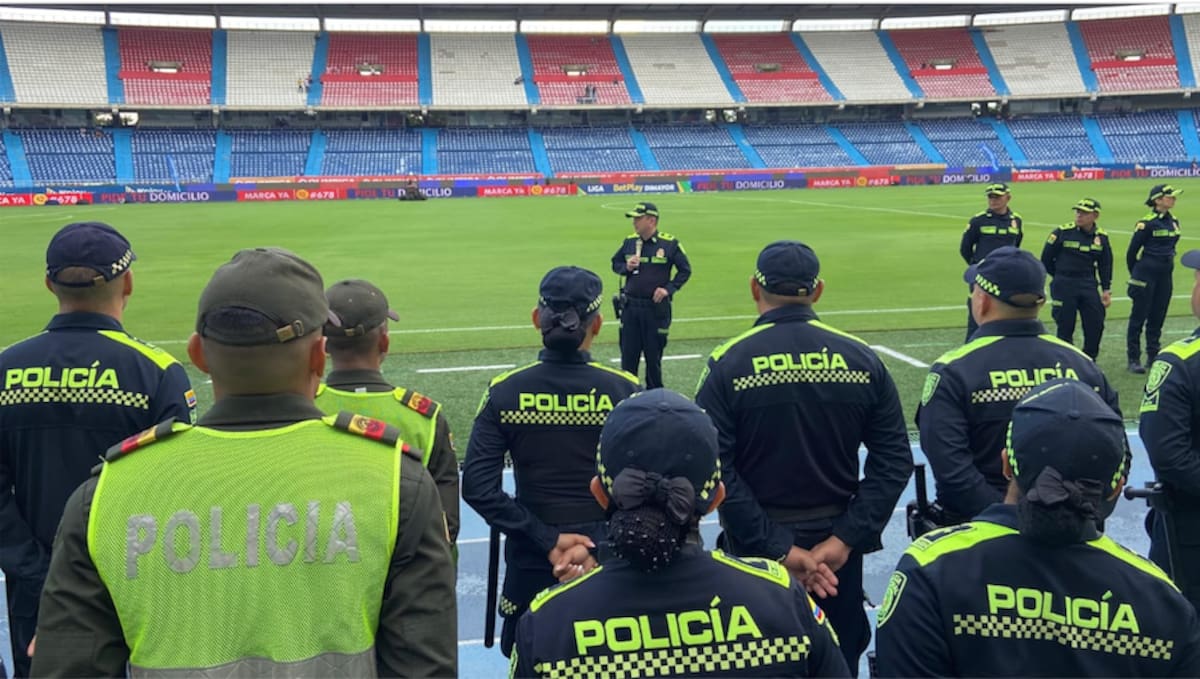 La Policía Metropolitana anunció que 1.300 agentes estarán disponibles parta la seguridad del partido de ida por la Superliga del fútbol profesional colombiano.//Cortesía Policía Mebar.