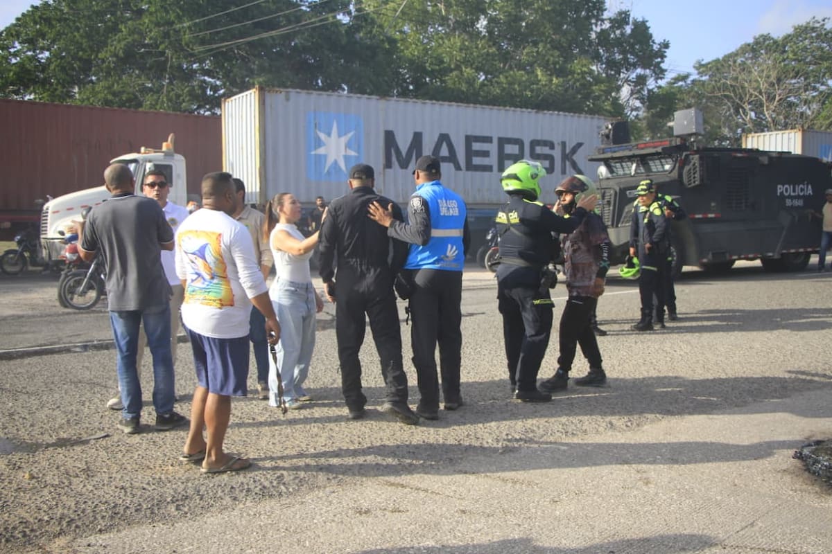 Distrito, Aguas de Cartagena y la comunidad sostendrán un encuentro para buscar soluciones a la problemática de agua en La Sevillana. // Foto: Julio Castaño - El Universal