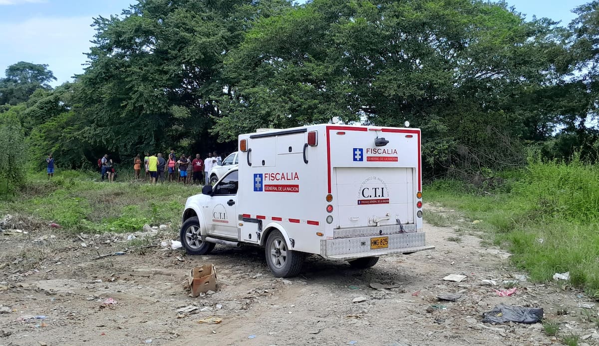 Los cuerpos de las víctimas fueron llevados a la morgue de Medicina Legal. //Foto: El Universal