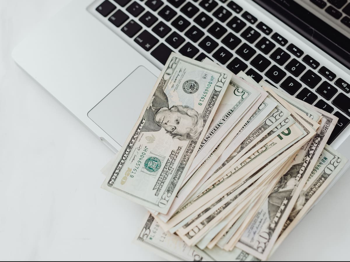 Dólar abre al alza en Colombia y analistas advierten que la tendencia bajista sigue firme. | Foto: Vanguardia