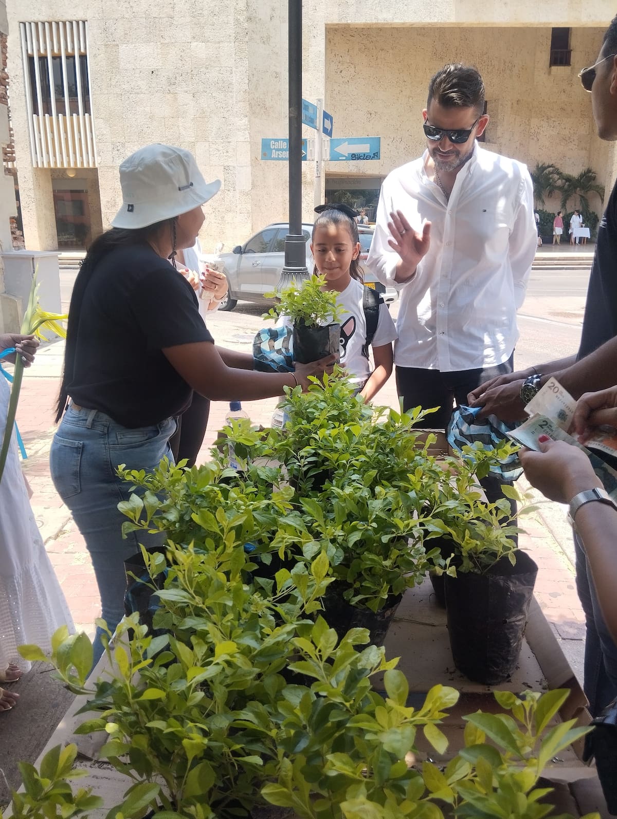 Feligreses colmaron el Centro Histórico de Cartagena para celebrar el Domingo de Ramos. // Foto: Óscar Díaz - El Universal
