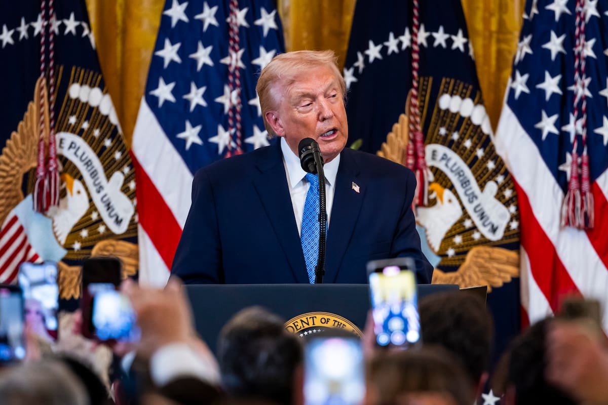 Donald Trump, presidente de los Estados Unidos. //Foto, EFE: JIM LO SCALZO