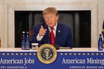 Donald Trump ordena explorar vías comerciales para enviar humanos a Marte