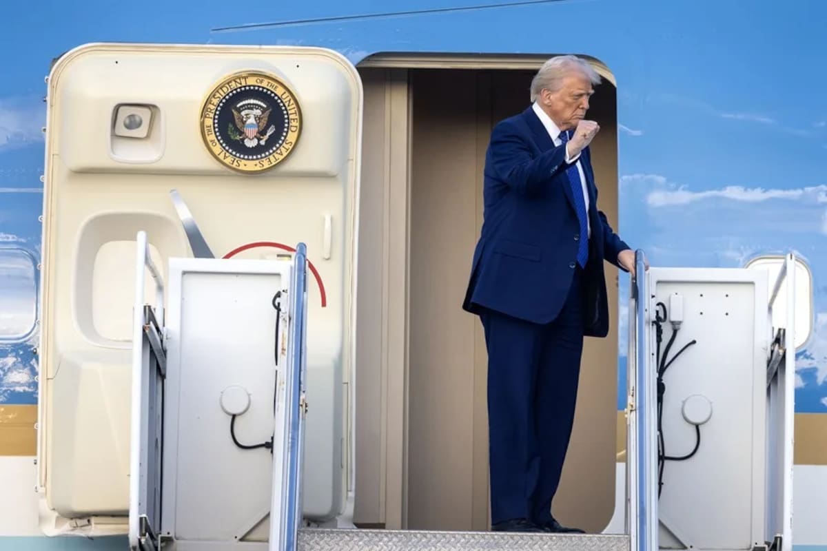 Donald Trump salió de Turquía en un avión señuelo tras una amenaza de Irán