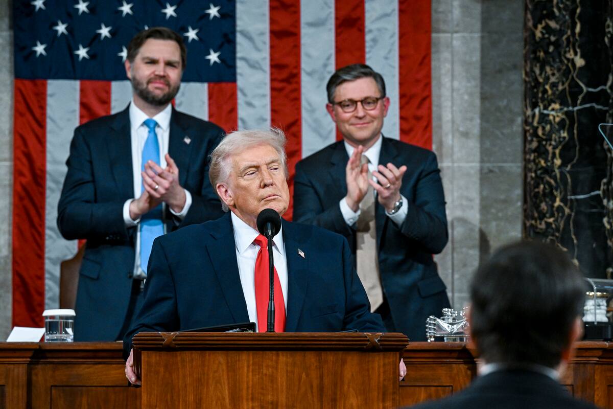 Trump anuncia una campaña para acabar con el régimen iraní