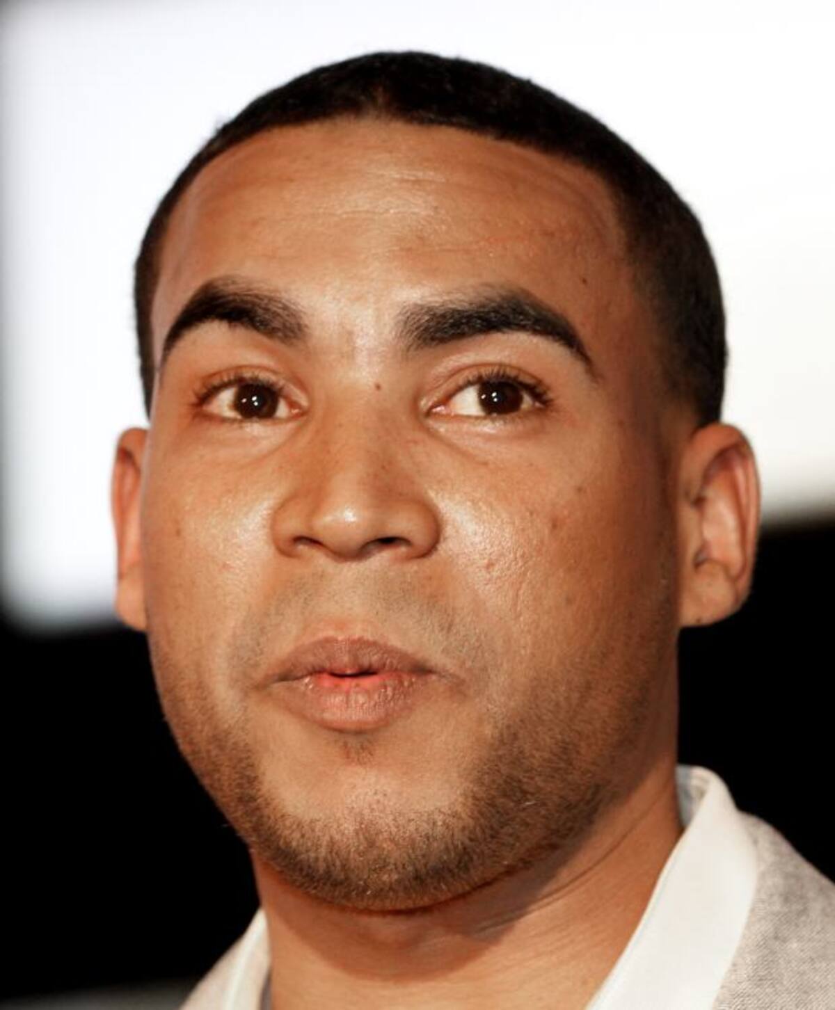 Don Omar aseguró que aún tiene muchos sueños por cumplir incluyendo completar los estudios en mecánica automotriz que abandonó hace 16 años para dedicarse a la música. AP ALAN DIAZ