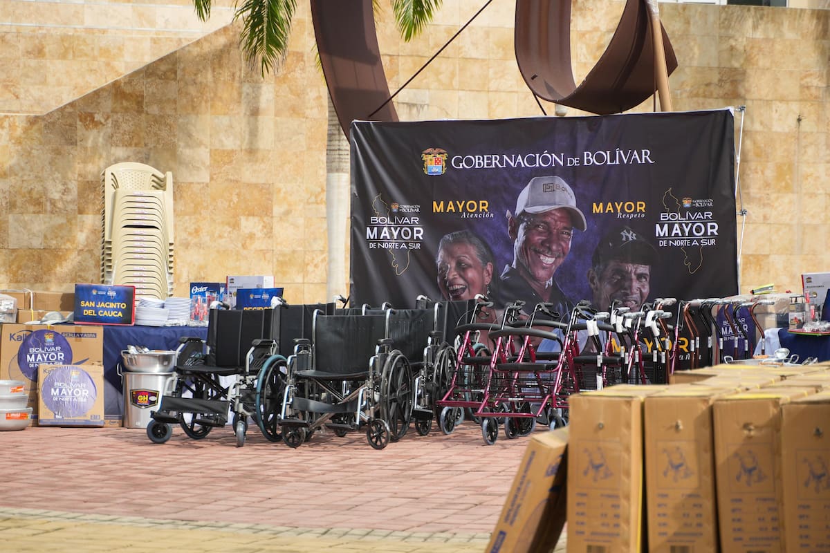 Gobernación de Bolívar avanza. Herramientas que fortalecerán los Centros de Vida. // Foto: cortesía.