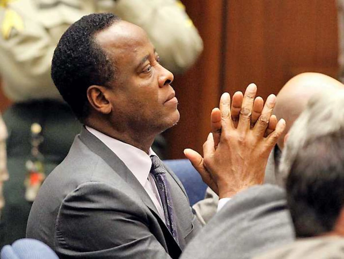 El doctor Conrad Murray, que ya había sido hallado culpable de homicidio involuntario, fue condenado a cuatro años de cárcel.
