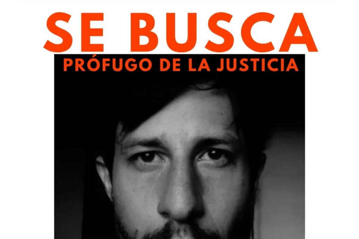 Exmiembro de Doctor Krápula está prófugo de la justicia, abusó de una menor