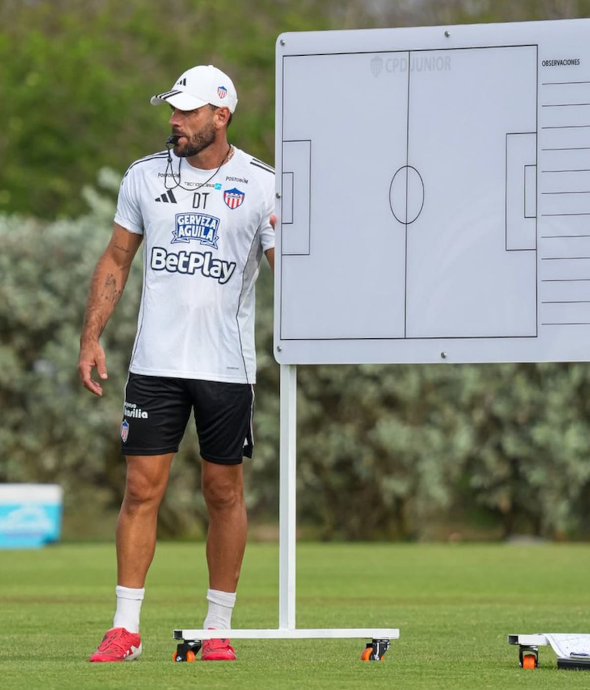 Mario Sebastián Viera, durante uno de los entrenamientos del Junior en la sede deportiva en Puerto Colombia.//Cortesía @JuniorClubSA.