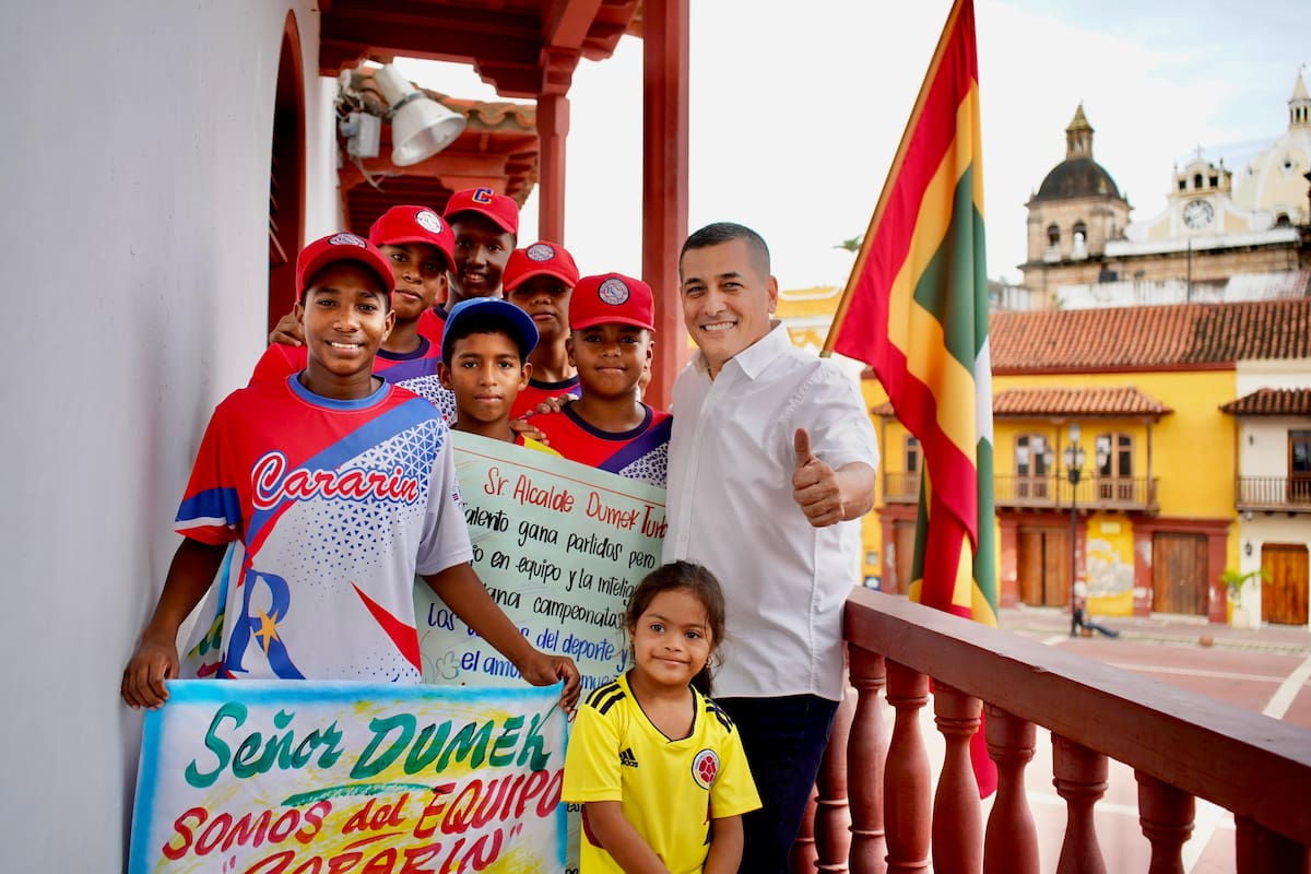 El alcalde Dumek Turbay apoyará a un equipo de béisbol