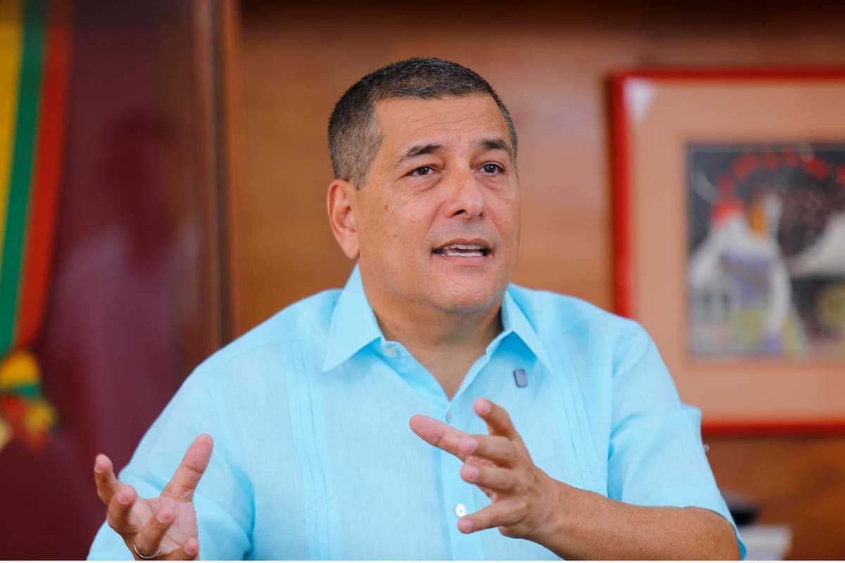 El alcalde de Cartagena, Dumek Turbay Paz, habló se como serían las Fiestas de Independencia 2026. // Foto: Julio Castaño.