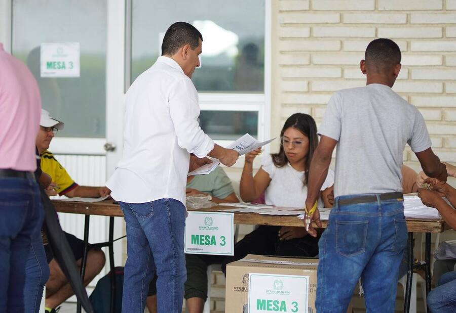 Tribunal ratifica elección Dumek Turbay como alcalde tras demanda