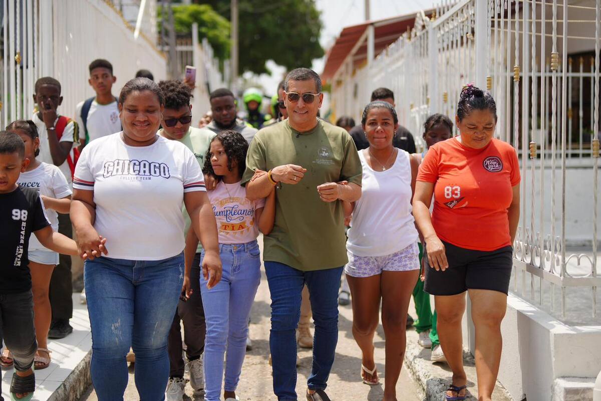 Dumek Turbay cumple promesa a Angelly y anuncia parque nuevo en Los Comuneros