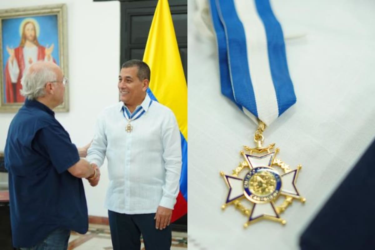 Dumek Turbay recibe máxima distinción del Cuerpo Consular de Cartagena