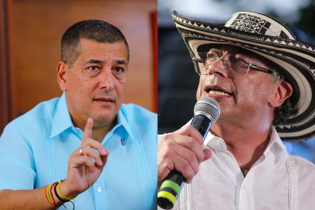 El alcalde de Cartagena, Dumek Turbay Paz, junto al expresidente Gustavo Petro. // Foto: El Universal - Presidencia (archivo).