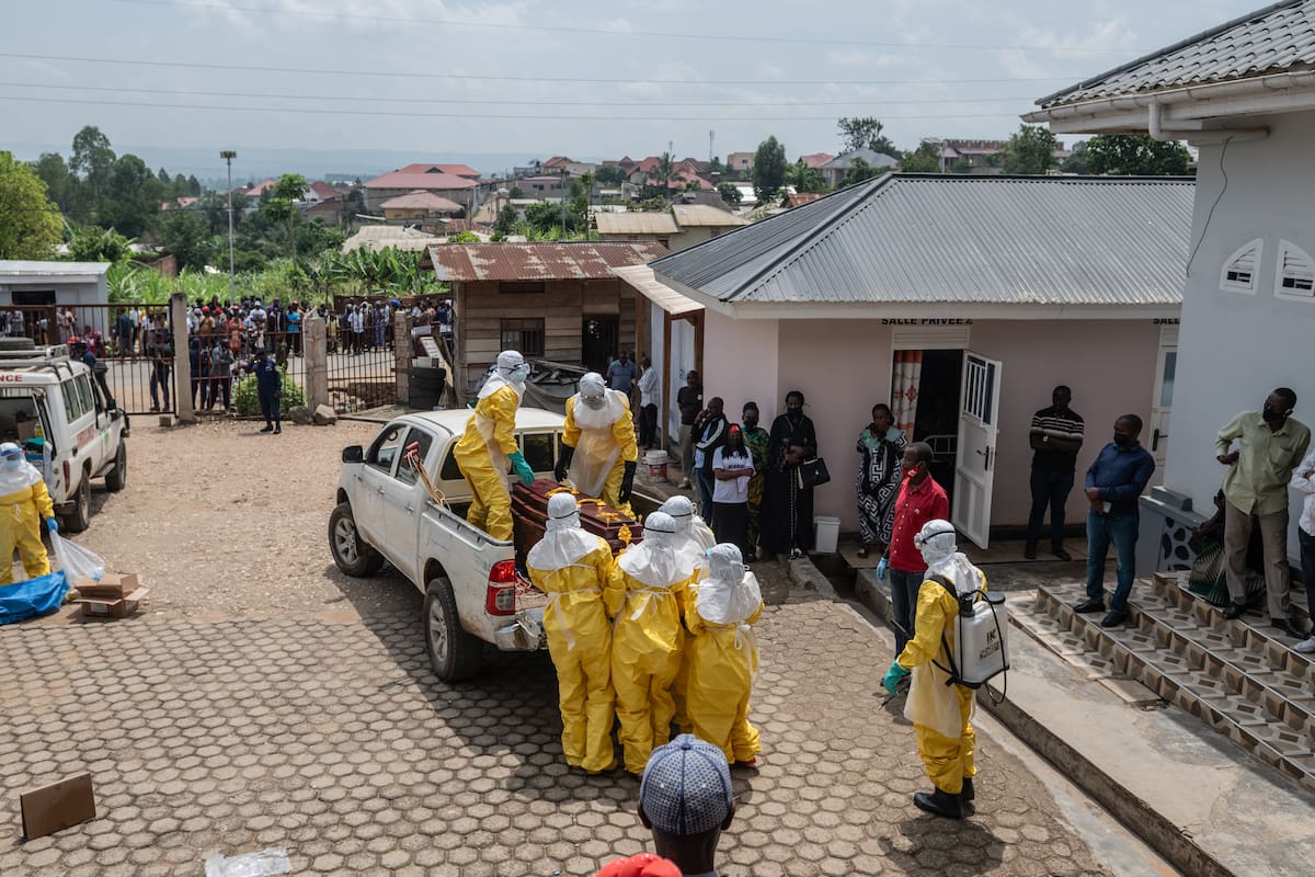 OMS alerta: 223 fallecidos y más de 2.231 casos de ébola en el Congo