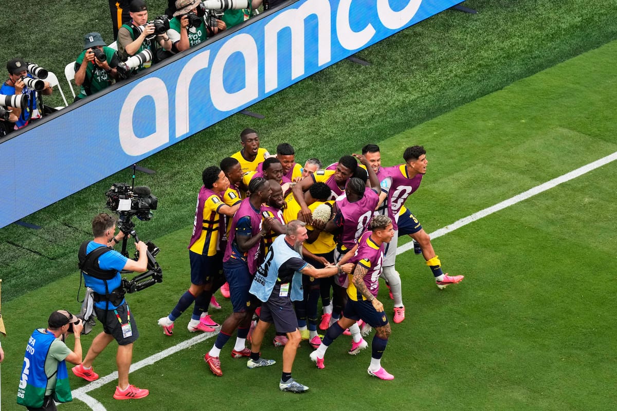 Ecuador logró clasificar a dieciseisavos del Mundial como una de las mejores terceras del campeonato. //Foto, AP: Seth Wenig