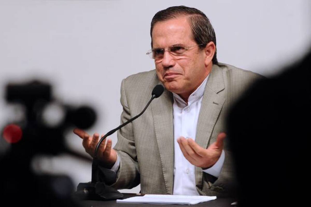 Ricardo Patiño, canciller ecuatoriano. AFP RODRIGO BUENDIA