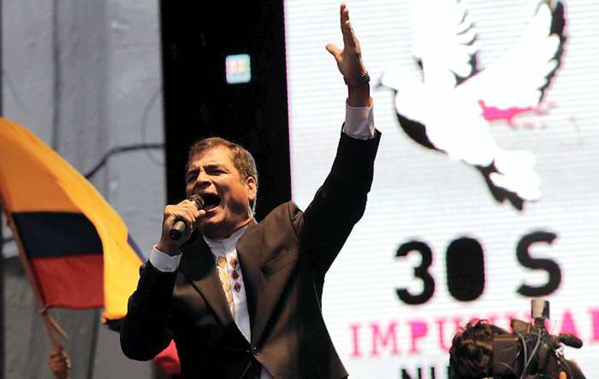Ecuador conmemoró primer aniversario de revuelta policial. AP